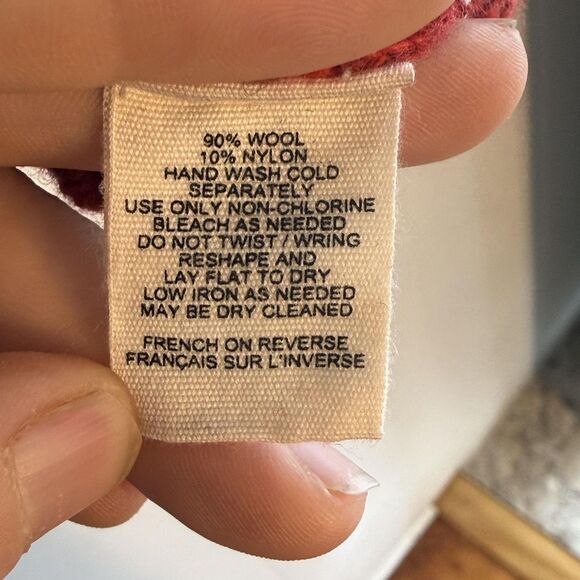 Moth Sweater Womens Large Red Wool Cable Knit Hooded Tunic Pullover Asym Hem - Picture 14 of 14